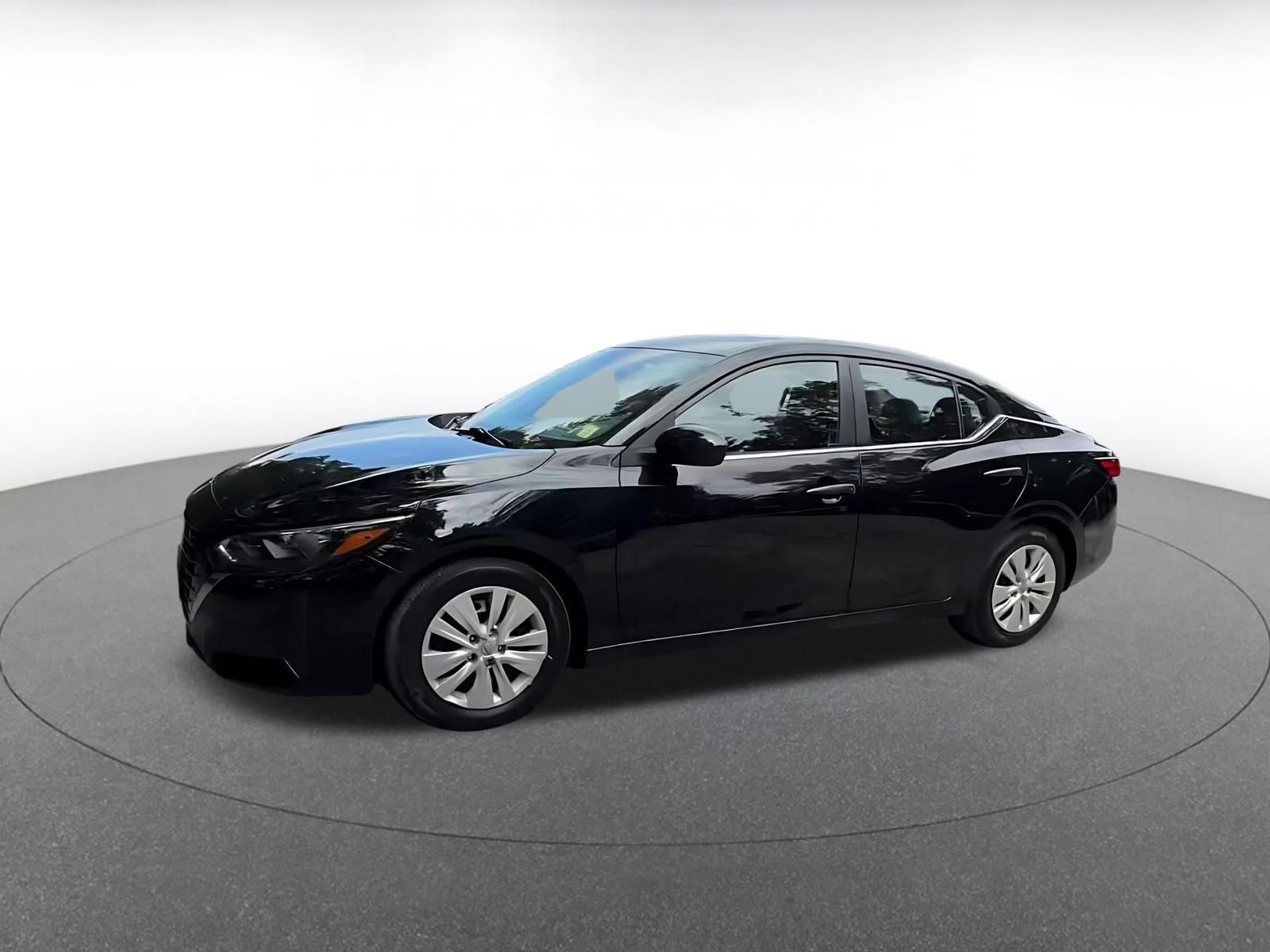 Used 2025 Nissan Sentra S FWD image 7