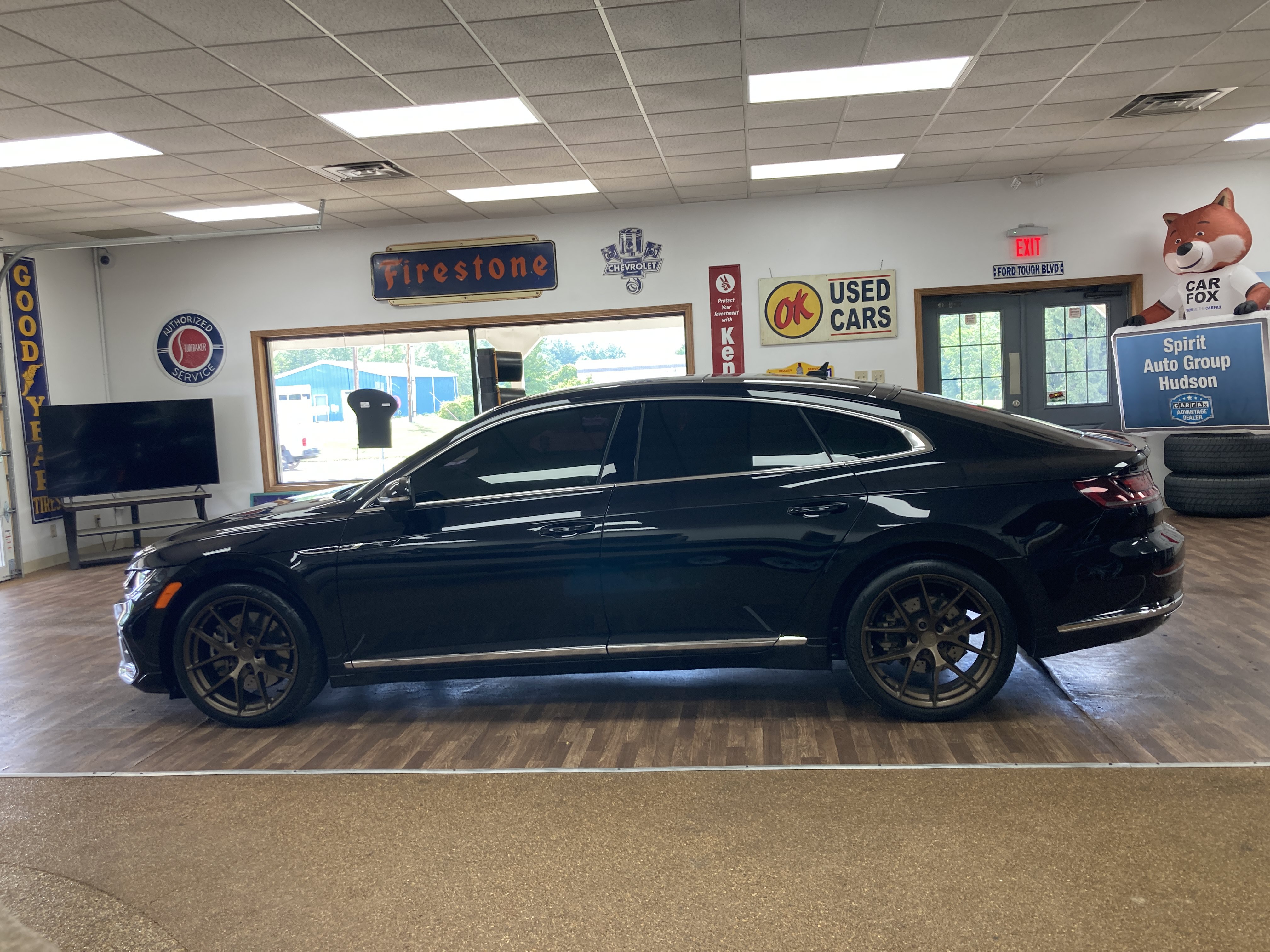 Used 2021 Volkswagen Arteon SEL FWD image 2