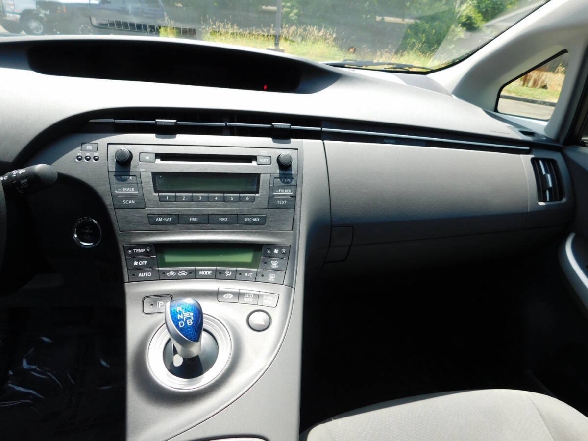 Used 2011 Toyota Prius Two FWD image 7