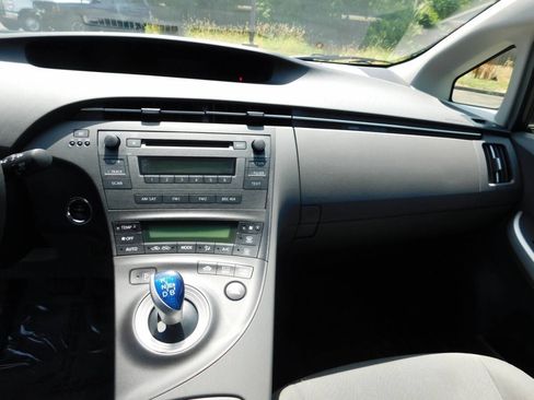 Used 2011 Toyota Prius Two FWD image 7