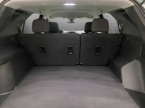 Used 2021 Chevrolet Equinox LT FWD image 11