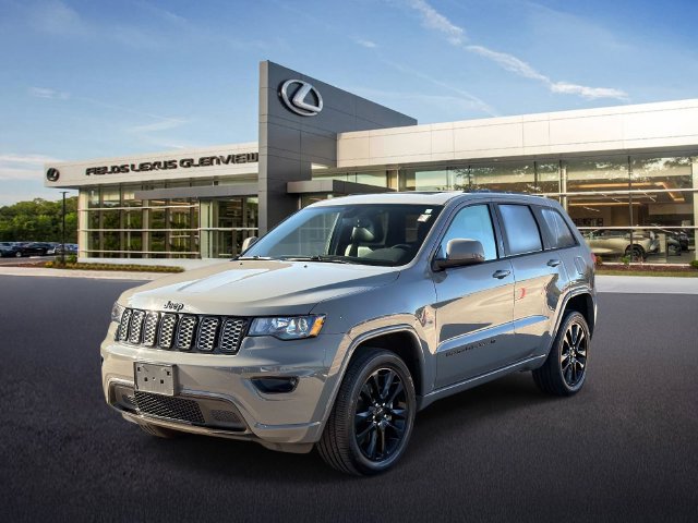 Used 2022 Jeep Grand Cherokee Laredo X AWD/4WD image 1