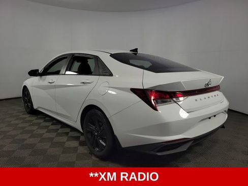 Used 2021 Hyundai Elantra SEL w/ Convenience Package FWD image 6