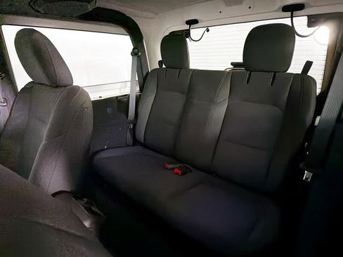 Used 2021 Jeep Wrangler Willys image 23