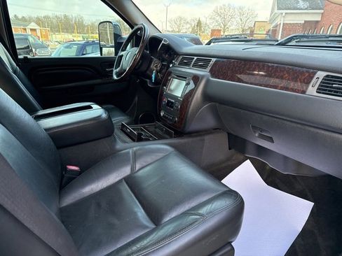 Used 2012 GMC Sierra 2500 Denali w/ Suspension Package, Off-Road image 41