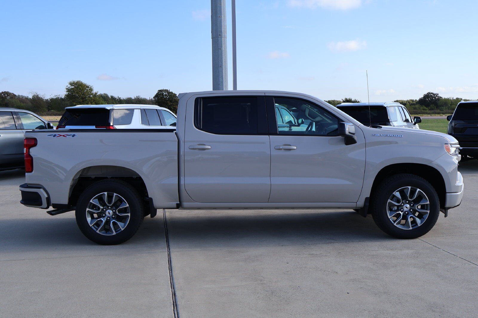 New 2026 Chevrolet Silverado 1500 RST w/ Convenience Package II AWD/4WD image 6