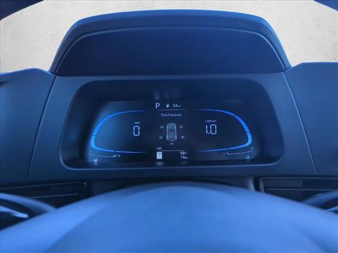 Certified 2025 Hyundai Elantra Sport w/ Cargo Package image 12