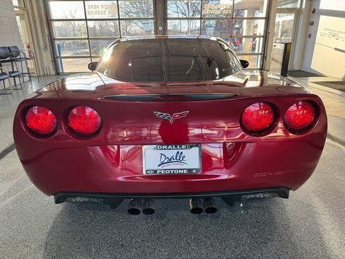 Used 2008 Chevrolet Corvette Coupe w/ Preferred Equipment Group image 9
