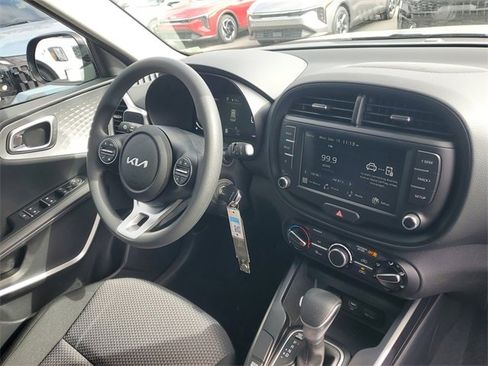 New 2025 Kia Soul LX image 8