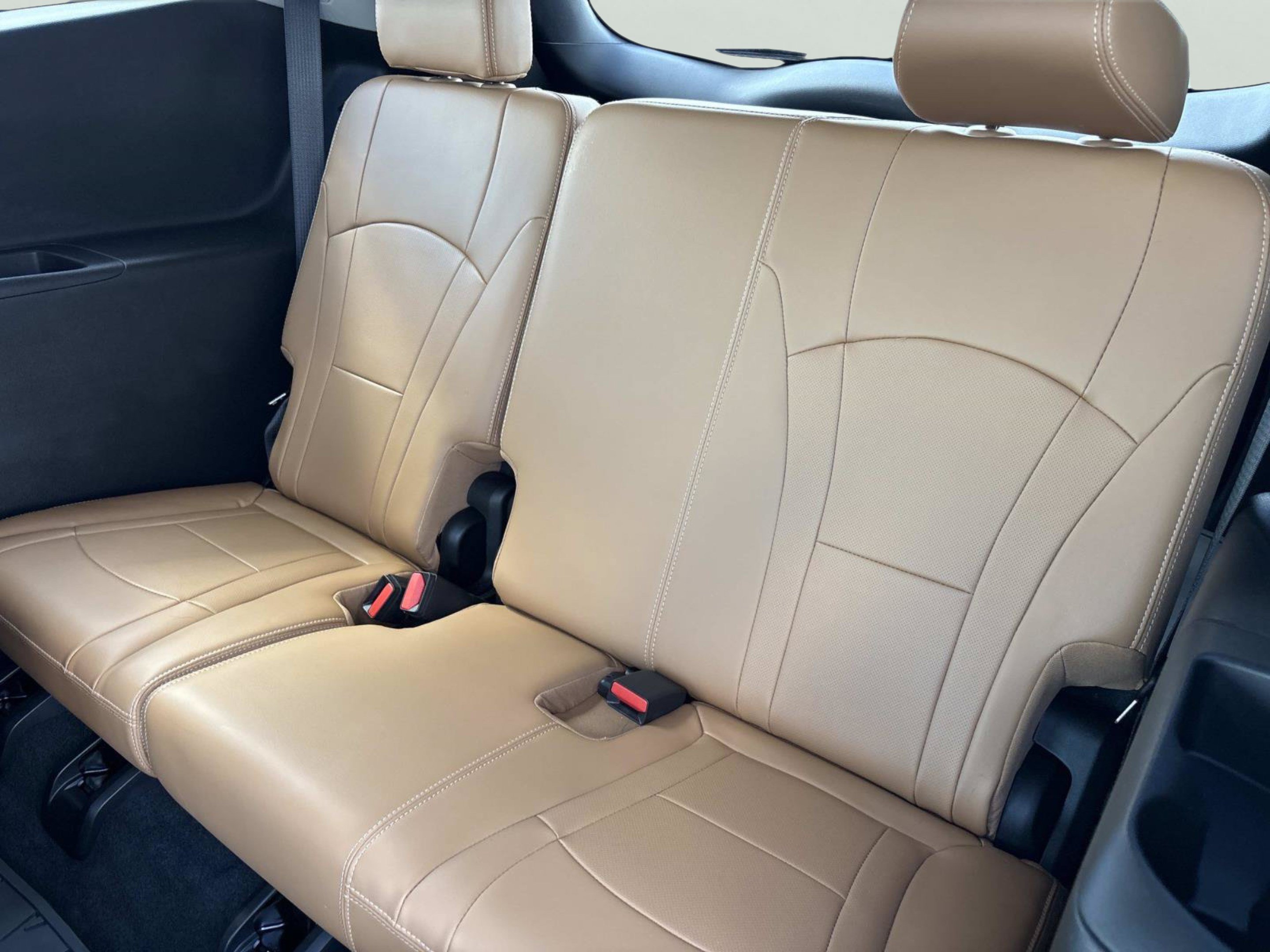 Used 2018 Buick Enclave Premium FWD image 19