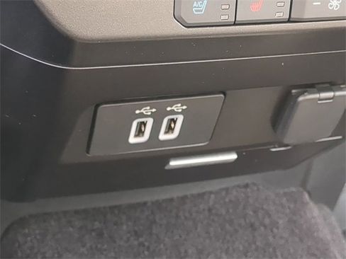 Used 2017 Ford F150 Lariat w/ FX4 Off-Road Package image 22