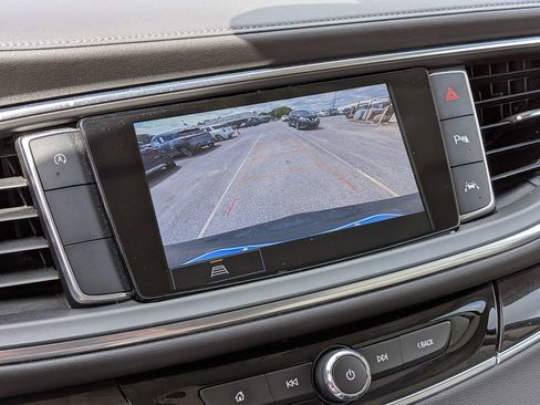 Used 2023 Buick Enclave Essence FWD image 24