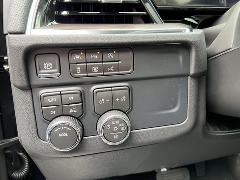 New 2026 Chevrolet Tahoe Premier image 18