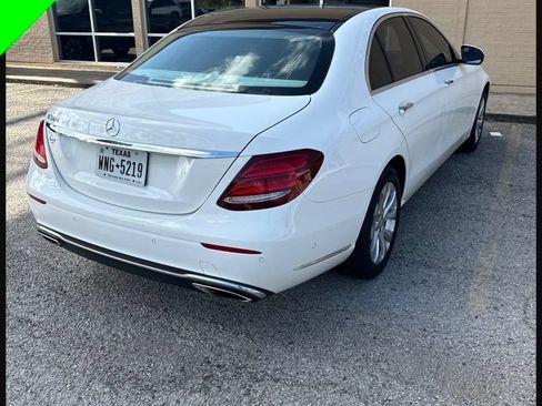 Used 2017 Mercedes-Benz E 300 image 5