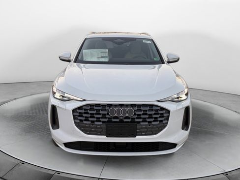New 2025 Audi Q5 Premium Plus image 2