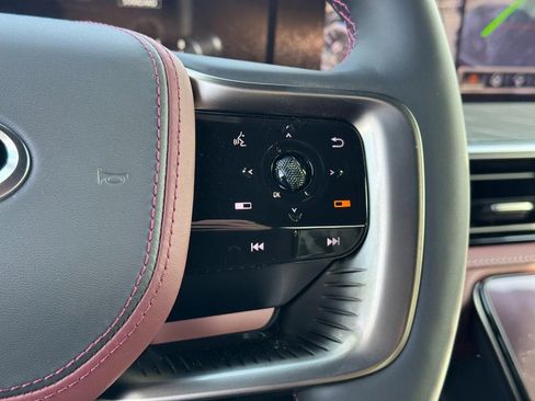 New 2026 INFINITI QX80 Autograph w/ Premium Cargo Package image 12