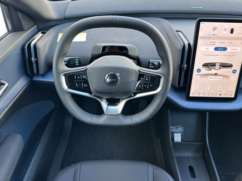 New 2026 Volvo EX30 Cross Country Ultra image 12