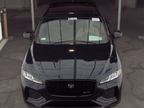 Used 2024 Jaguar F-PACE R-Dynamic S AWD/4WD image 2
