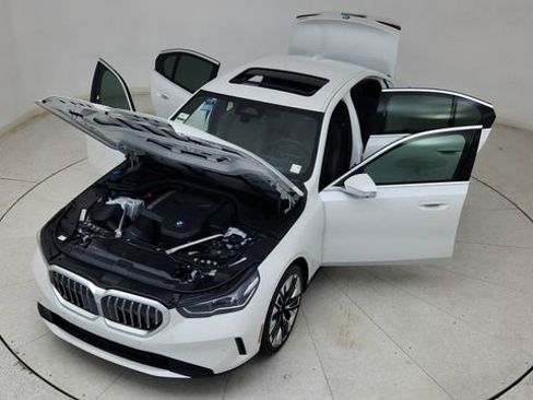 Used 2026 BMW 530i image 82