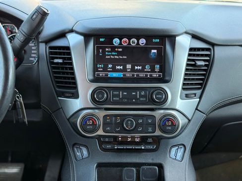 Used 2017 Chevrolet Tahoe LT AWD/4WD image 19