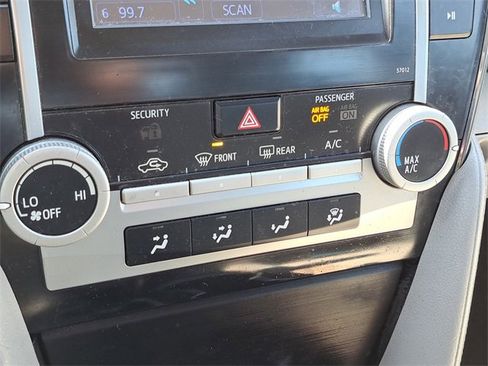 Used 2012 Toyota Camry LE image 16