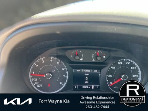 Used 2017 GMC Acadia SLE w/ Driver Alert Package I AWD/4WD image 11