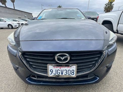 Used 2018 MAZDA MAZDA3 Touring image 2