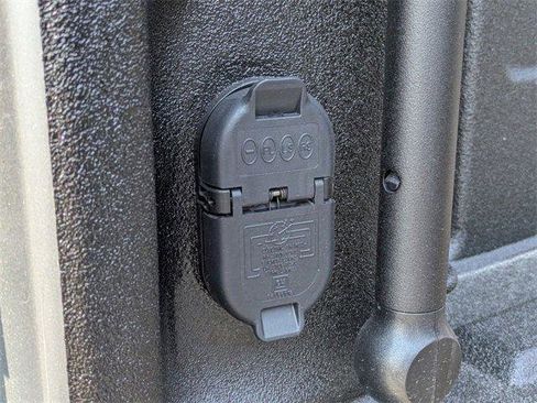 New 2025 GMC Sierra 2500 Denali w/ Denali Reserve Package image 16