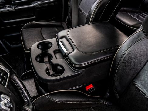 Used 2019 RAM 3500 Laramie image 35