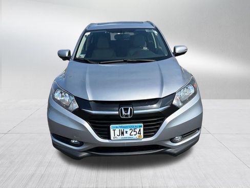 Used 2017 Honda HR-V EX-L image 3