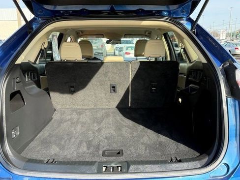 Used 2024 Ford Edge SEL image 18