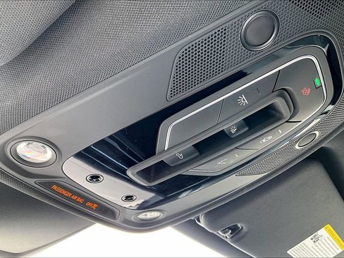 Used 2025 Audi Q7 3.0T Premium Plus image 35