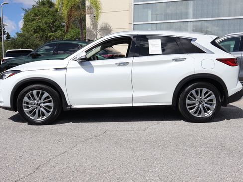 Certified 2023 INFINITI QX50 Luxe FWD image 6