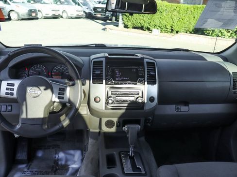 Used 2018 Nissan Frontier S image 29