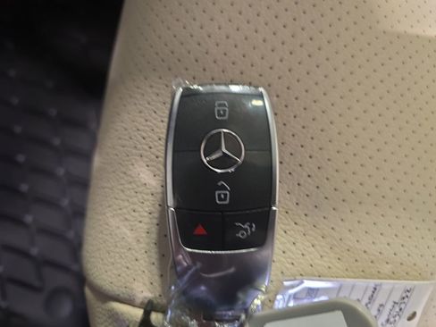 New 2026 Mercedes-Benz GLE 350 4MATIC image 38