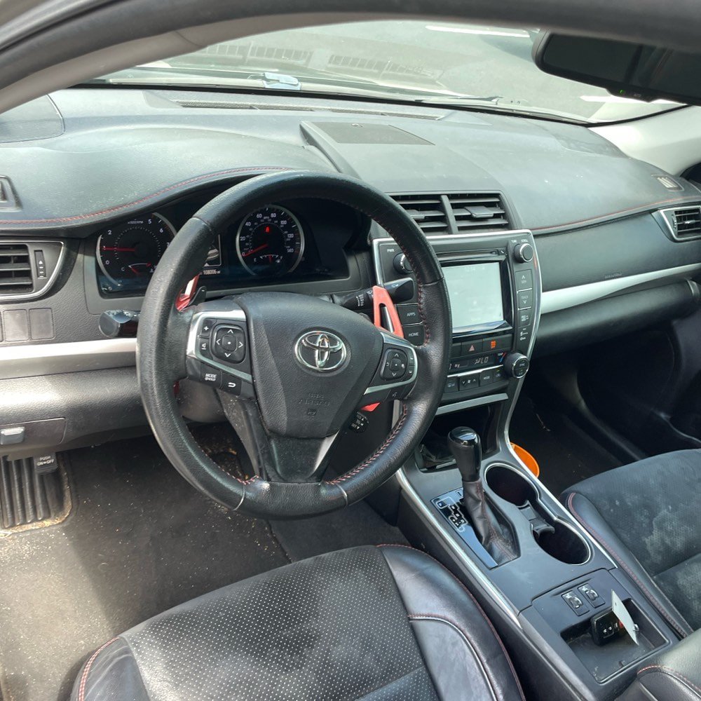 Used 2015 Toyota Camry XSE FWD image 7