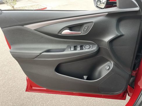 New 2026 Buick Envista Avenir FWD image 23