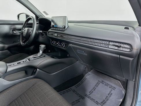 Used 2025 Honda HR-V Sport image 28