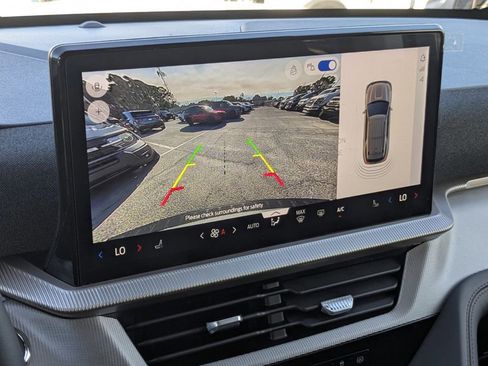 New 2026 Ford Explorer Active image 23