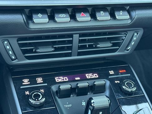 Used 2025 Porsche 911 Carrera image 20