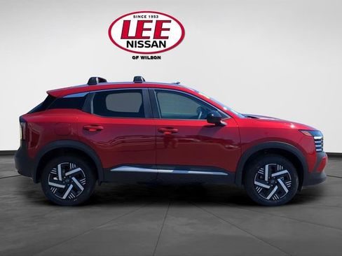 New 2026 Nissan Kicks SV w/ Cold Weather Package FWD image 2