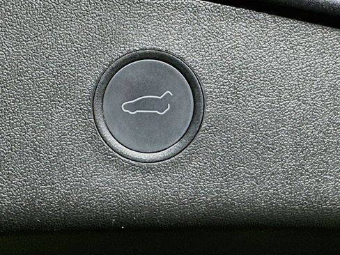 Used 2021 Tesla Model 3 Standard Range Plus RWD image 28