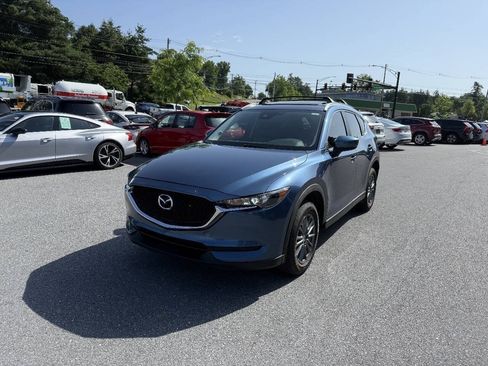 Used 2017 MAZDA CX-5 Touring w/ Preferred Equipment Package AWD/4WD image 2