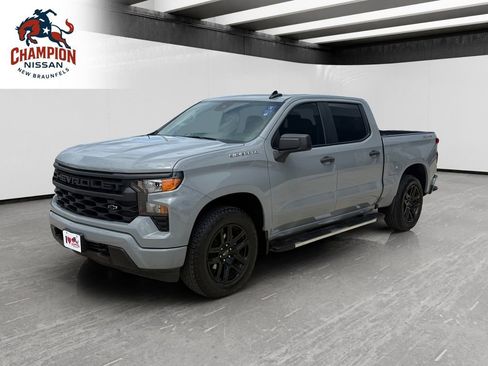 Used 2024 Chevrolet Silverado 1500 Custom AWD/4WD image 1