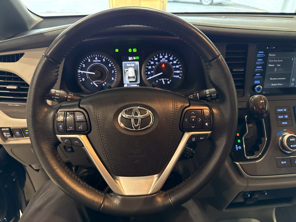 Used 2020 Toyota Sienna XLE w/ XLE Navigation Package AWD/4WD image 33