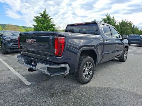 Used 2025 GMC Sierra 1500 SLT AWD/4WD image 6