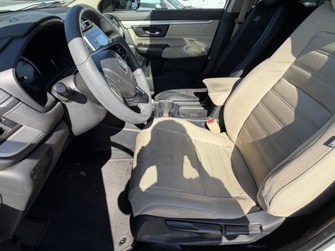 Used 2017 Honda CR-V LX image 11