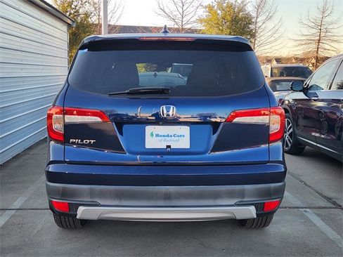 Used 2019 Honda Pilot EX image 5