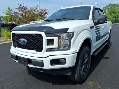 Used 2018 Ford F150 XLT w/ Equipment Group 302A Luxury AWD/4WD image 3