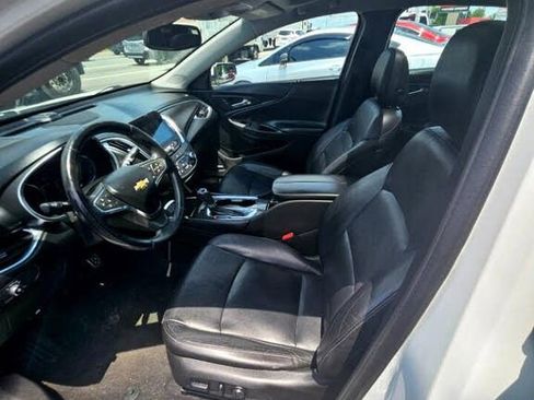 Used 2016 Chevrolet Malibu LT w/ Leather Package image 13